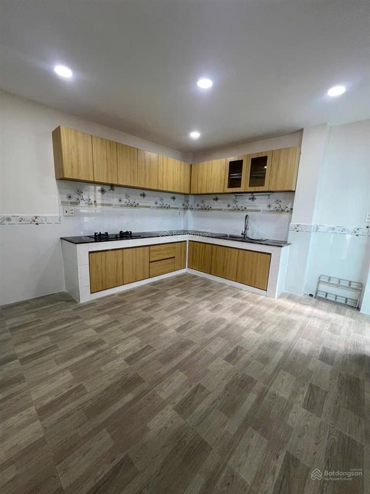 Chính chủ bán nhà 1/ lưu hữu phước, phường phú định dt  69,7m23 pn 3wc giá chỉ 5,98tỷ
