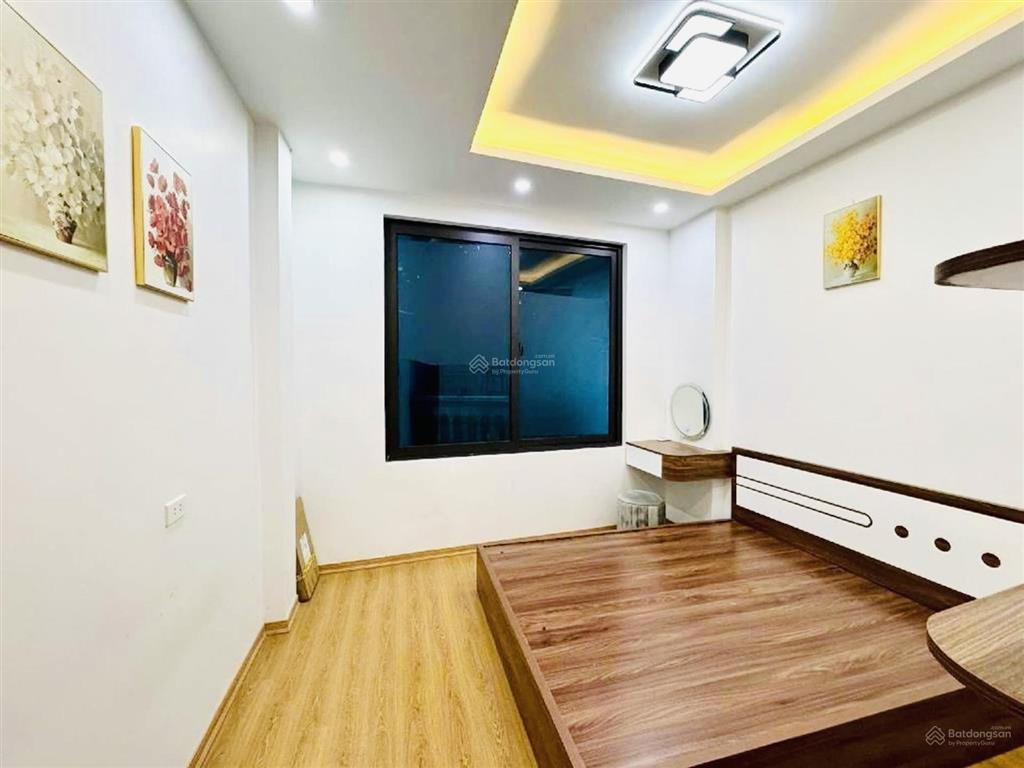 Nhà 3 tầng ô tô tránh đường số 2 đặng văn bi chỉ 8,x tỷ