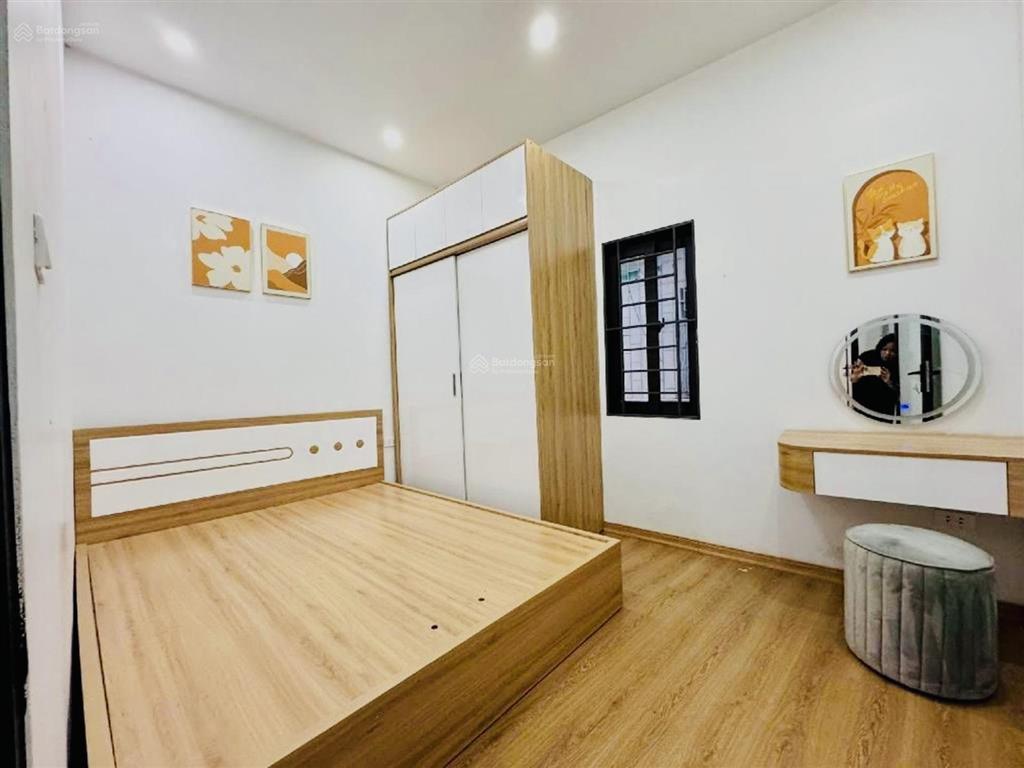 Nhà 3 tầng ô tô tránh đường số 2 đặng văn bi chỉ 8,x tỷ