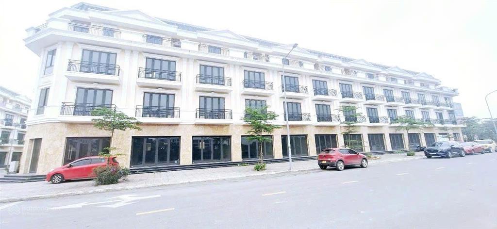 Liền kề ở cho thuê kinh doanh  dòng tiền 25  30tr/tháng, sổ đỏ có sẵn