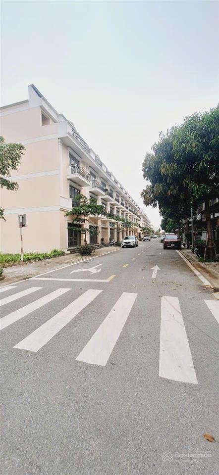 Nhà em bán nhanh căn lk, shophouse 75m  4 tầng  7 phòng khép kín  5,6 tỷ/căn
