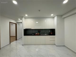 Bán căn hộ cao cấp 3pn 85m2, căn góc, nội thất, giá chỉ 2,x tỷ