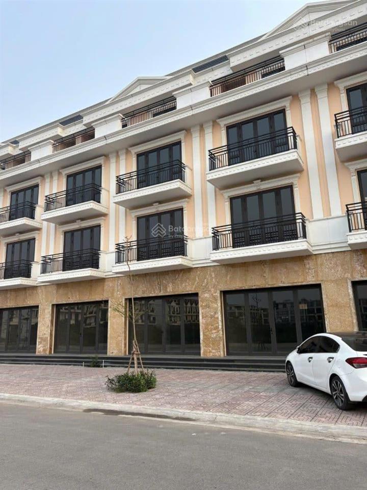 Nhà lk,sh 75m  4 tầng  7 phòng khép kín cho thuê 33tr/tháng  nhỉnh 6 tỷ/căn