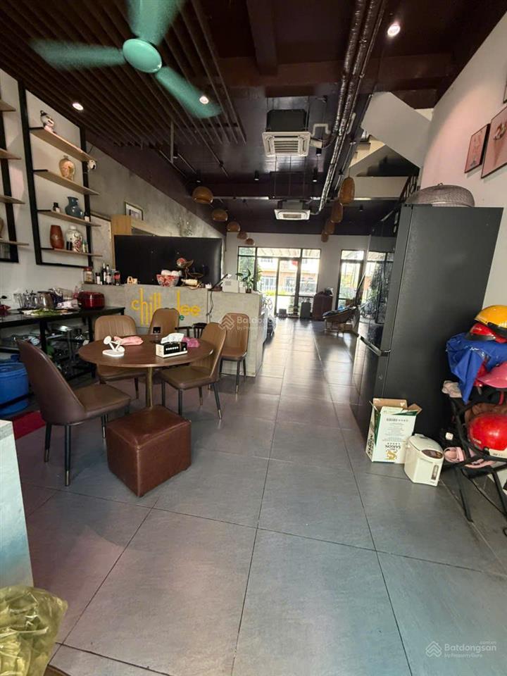 Nhà shophouse 120m full nội thất  gia đình ở, cho thuê kinh doanh cafe, văn phòng  sổ đỏ