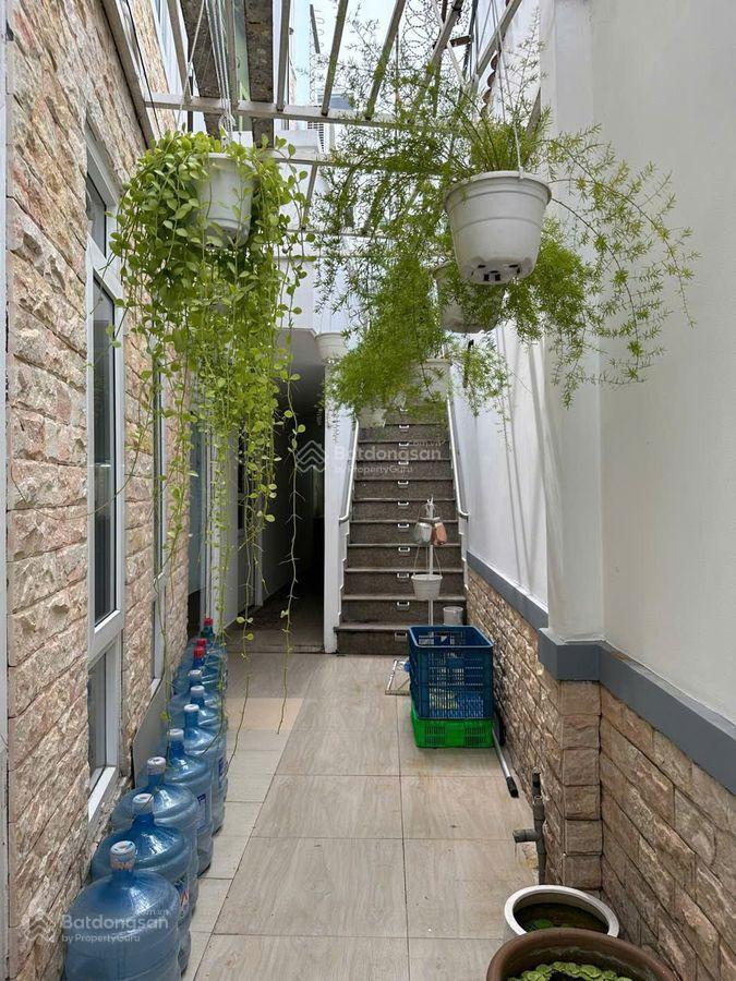 Bán nhà hoàng hoa thám 155.7m² 3 tầng  biệt thự 5pn, hẻm ô tô