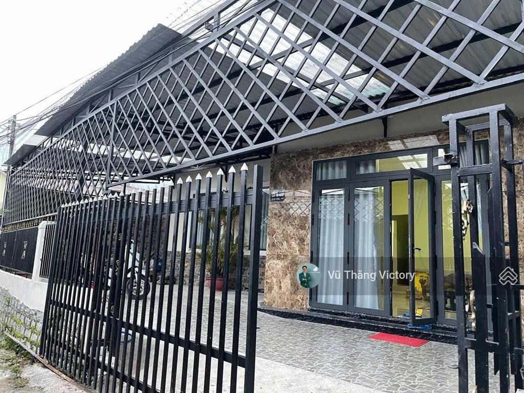 Bán nhà phường 10 đà lạt hẻm xe hơi, 138m², 4 phòng ngủ giá 5,8 tỷ