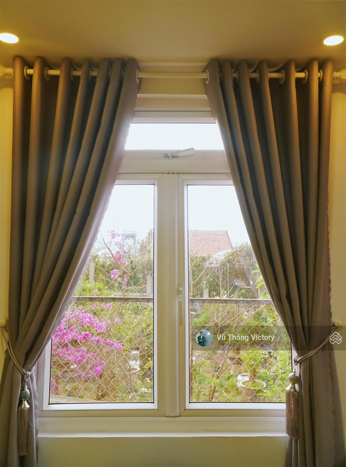 Cần bán biệt thự trịnh hoài đức đà lạt  gần 200m²  5 phòng ngủ  hẻm xe hơi  sổ riêng  7,5 tỷ