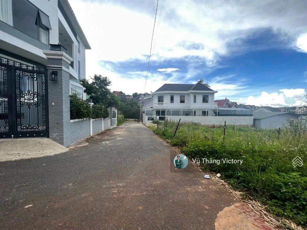 Bán 216.5m2 đất hẻm xe hơi vạn hạnh, p.8, đà lạt, giá 7,9 tỷ