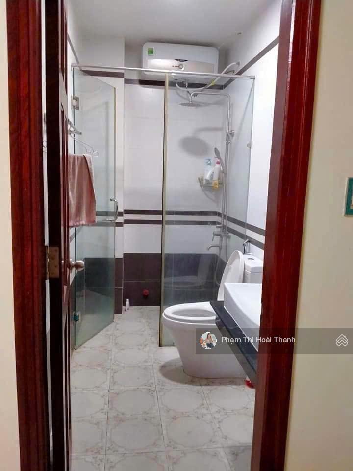 (14tr)cho thuê nhà 3 tầng hẻm xe hơi đình phong phú, 100m2, xe hơi vào nhà