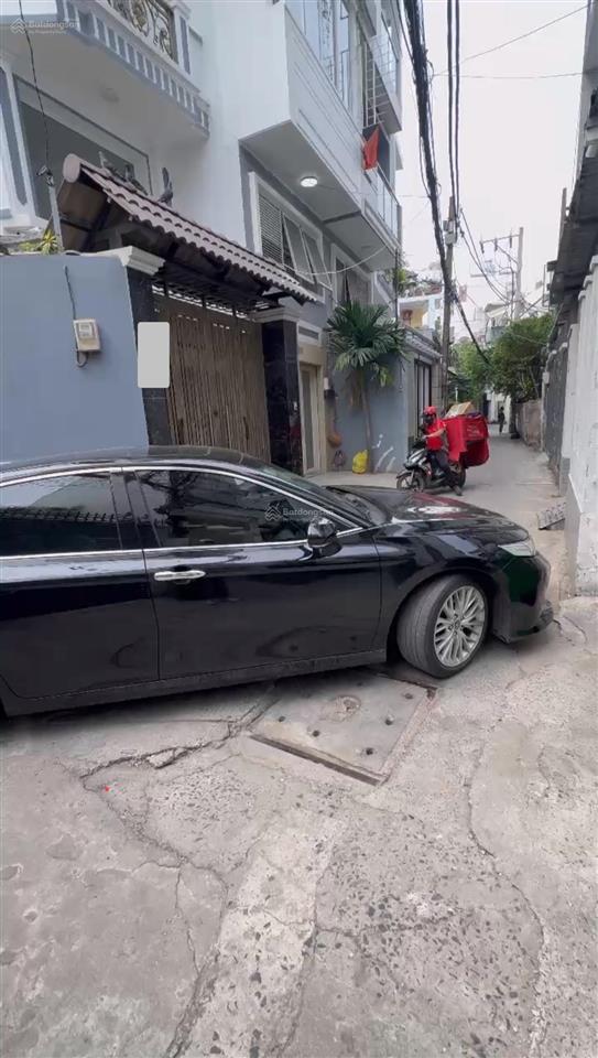 Bán nhà hoàng hoa thám xe hơi ngủ trong nhà. 5 tầng khang trang, bê tông cốt thép chắc chắn sổ đẹp
