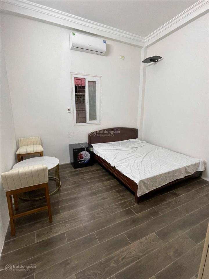 Nhà đẹp ở luôn  trung tâm ba đình  3 bước mặt phố đội cấn