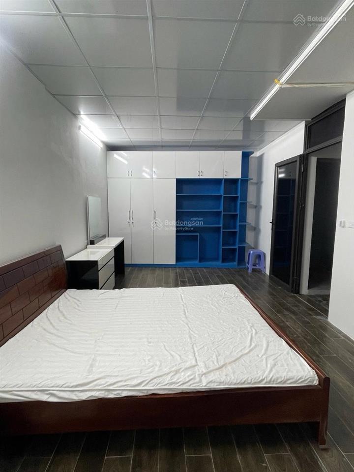 Nhà đẹp ở luôn  trung tâm ba đình  3 bước mặt phố đội cấn