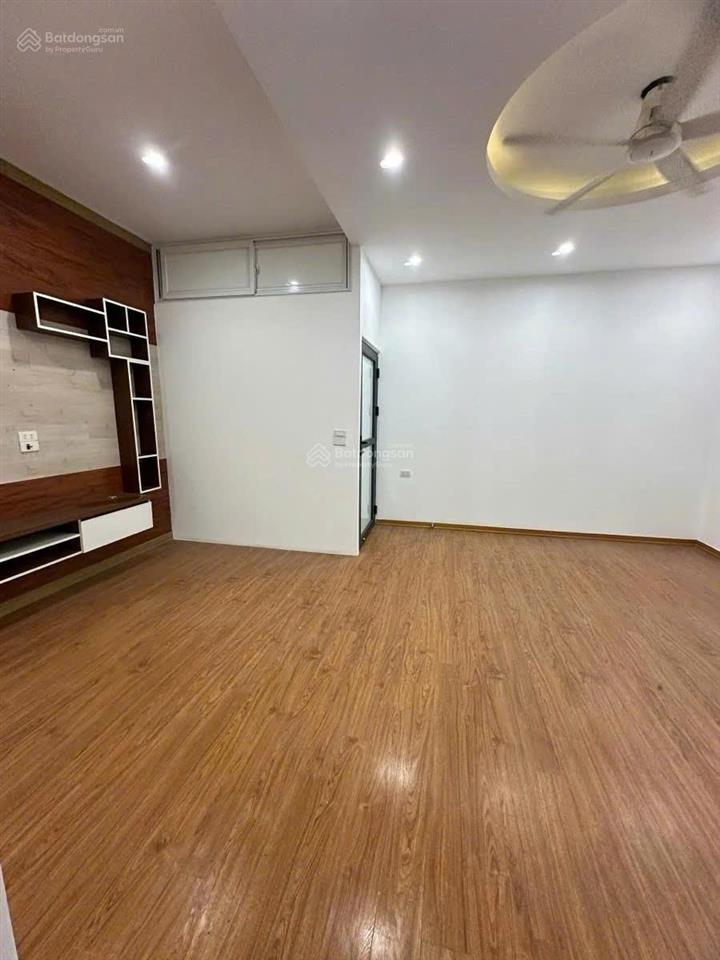 Bán gấp! tô hiệu, hà đông dt 82m2*4 tầng, ô tô tránh, gara ô tô, 2 thoáng, dân trí cao, nhỉnh 15 tỷ