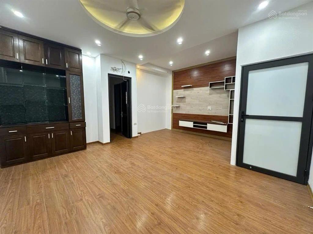 Bán gấp! tô hiệu, hà đông dt 82m2*4 tầng, ô tô tránh, gara ô tô, 2 thoáng, dân trí cao, nhỉnh 15 tỷ