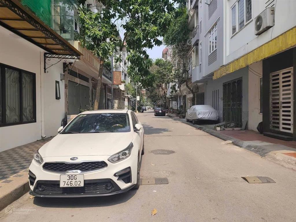 Bán gấp! văn quán, nguyễn khuyến, dt 90m2, 5 tầng, ô tô tránh, vỉa hè, dân trí cao, nhỉnh 21 tỷ.