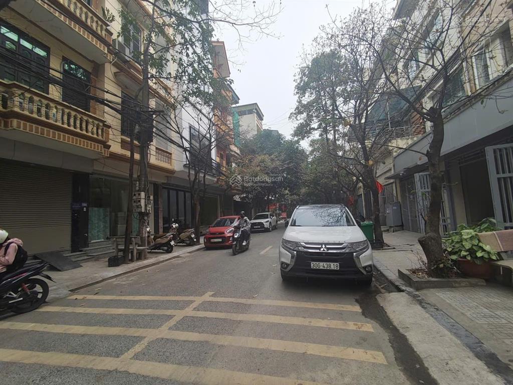 Mặt phố lý thường kiệt, hà đông dt 38m2, 5 tầng, vỉa hè, kinh doanh, ô tô tránh, dân xây, hơn 12 tỷ