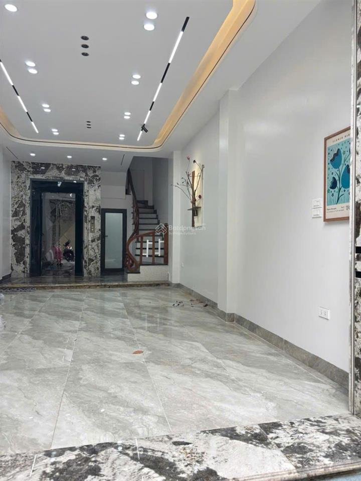 Bán gấp! vũ trọng khánh, mỗ lao 42m2, 5 tầng, ô tô tránh, nội thất xịn, thang máy, kd, chỉ 13.4 tỷ