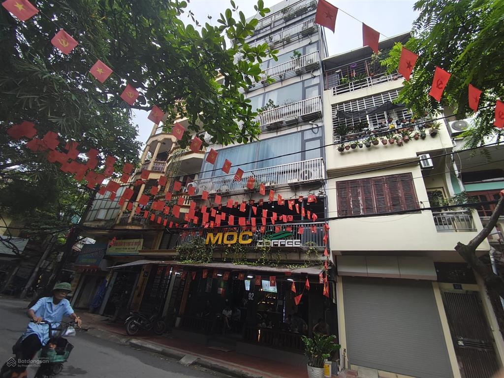 Mặt phố vip hà đông 52m2, 7 tầng, kinh doanh, vỉa hè, thang máy, cho thuê 50 triệu/tháng, hơn 18 tỷ