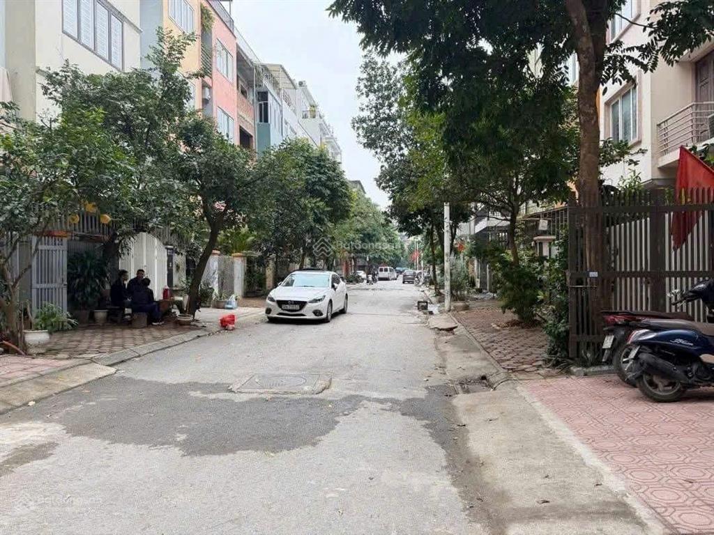 Bán gấp! giảm 5 tỷ! văn khê, hà đông, dt 83m2, mt 5m, ô tô tránh, vỉa hè, kinh doanh, chờ thang máy