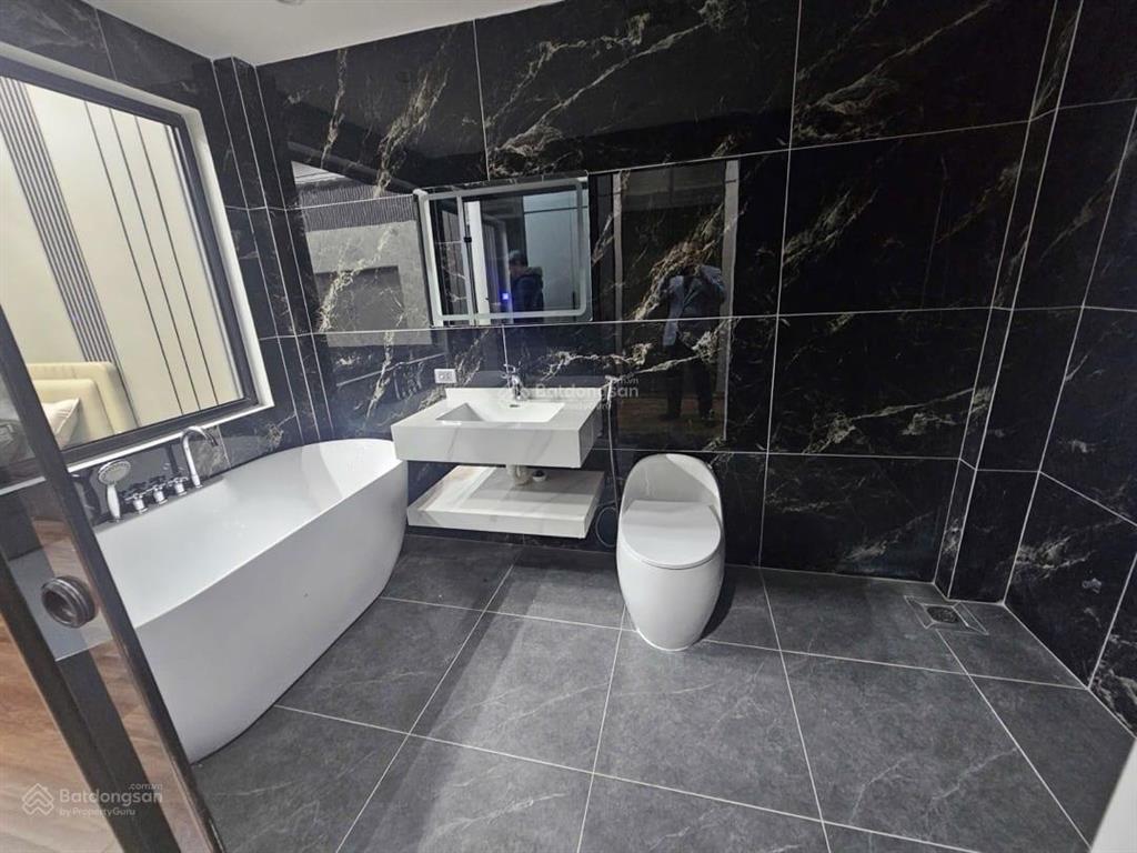 Bán gấp! lê lợi hà đông, 2 mặt ngõ 5m ra ô tô tránh, 50m2*5 tầng, dòng tiền 30 triệu/tháng hơn 8 tỷ