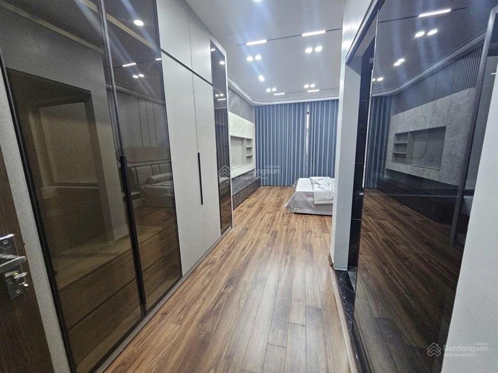 Bán gấp! lê lợi hà đông, 2 mặt ngõ 5m ra ô tô tránh, 50m2*5 tầng, dòng tiền 30 triệu/tháng hơn 8 tỷ