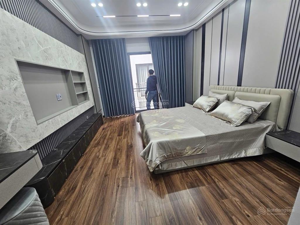 Bán gấp! lê lợi hà đông, 2 mặt ngõ 5m ra ô tô tránh, 50m2*5 tầng, dòng tiền 30 triệu/tháng hơn 8 tỷ