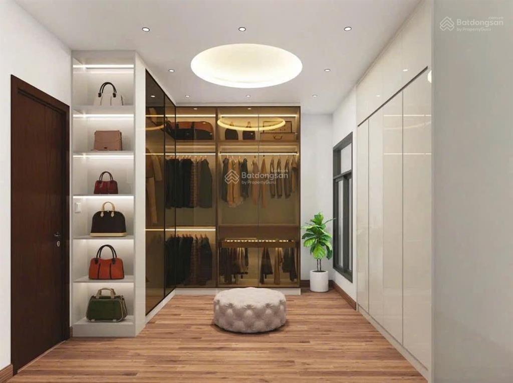 Bán gấp! mặt phố lý thường kiệt, 43m2*5 tầng, mt 4.3m, ô tô tránh, vỉa hè, kinh doanh, quanh 13 tỷ