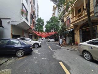 Bán gấp! mặt phố lý thường kiệt, 43m2*5 tầng, mt 4.3m, ô tô tránh, vỉa hè, kinh doanh, quanh 13 tỷ