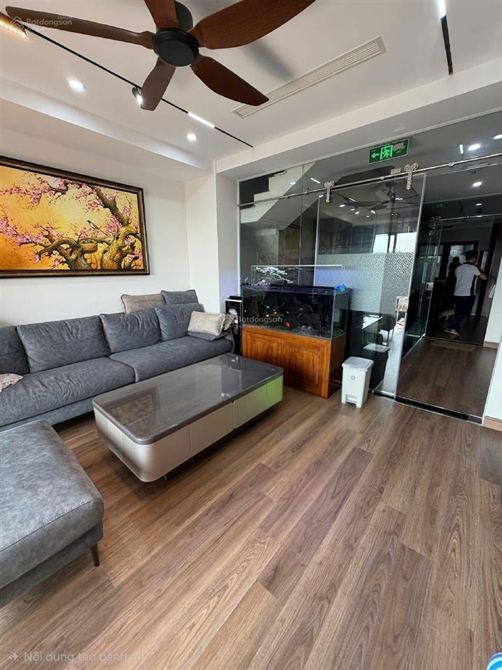 Bán gấp! triều khúc, tân triều dt 40m2, 5 tầng, nội thất xịn, ô tô, sát ô tô tránh, quanh 8 tỷ