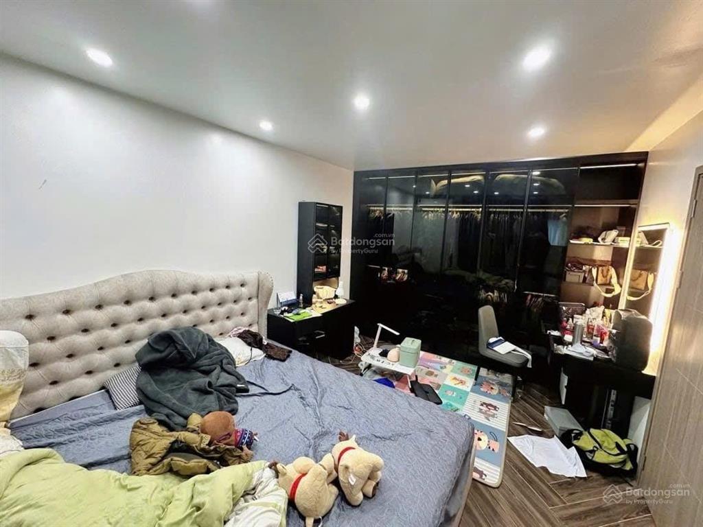 Bán gấp! yên xá  chiến thắng, dt 36m2, 6 tầng, nội thất xịn, thang máy, sát mặt phố, quanh 7 tỷ
