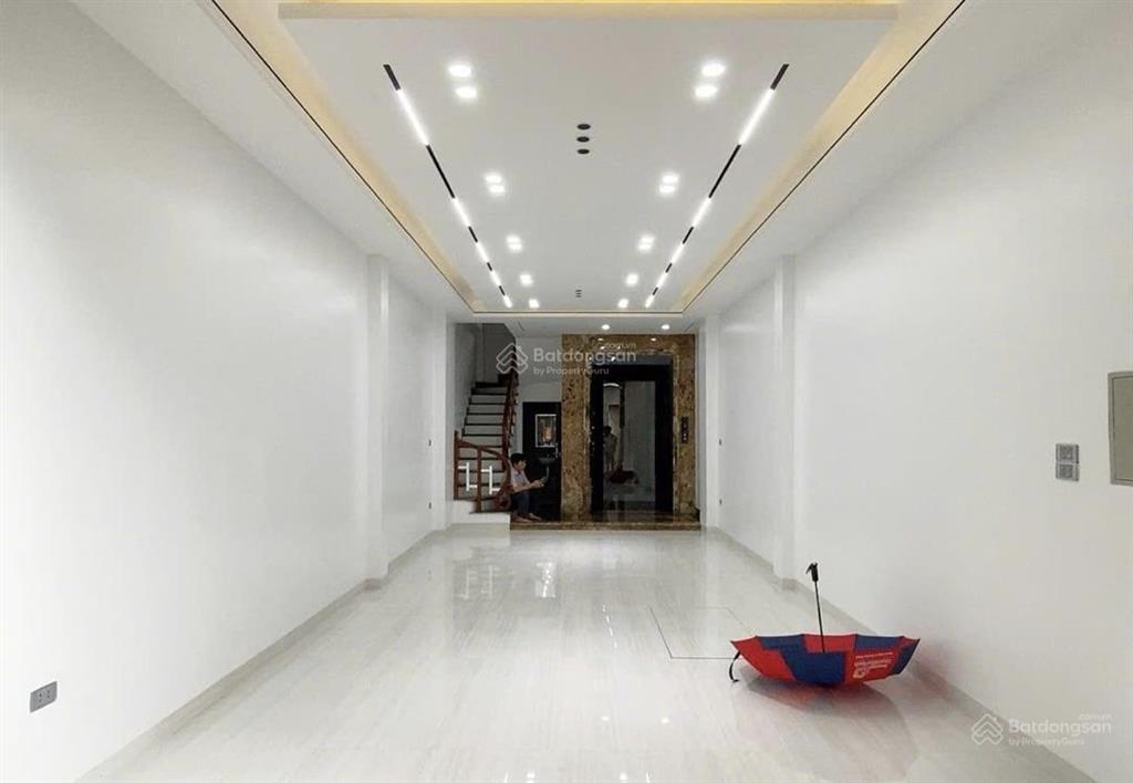 Bán gấp! trần phú, sát ga văn quán, 45m2*5 tầng, mt 4m, thang máy, nội thất xịn, ở sướng, hơn 8 tỷ
