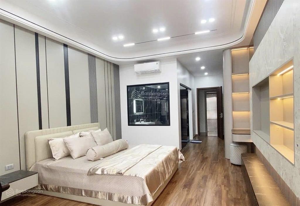 Bán gấp! trần phú, sát ga văn quán, 45m2*5 tầng, mt 4m, thang máy, nội thất xịn, ở sướng, hơn 8 tỷ