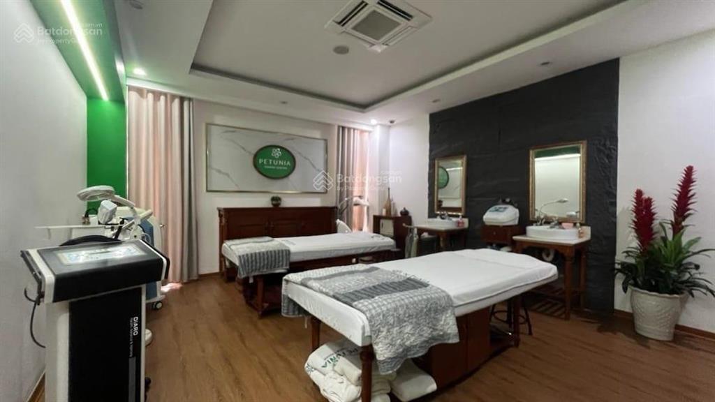 Bán gấp! mặt phố vũ trọng phụng, dt 90m2*7 tầng, kinh doanh, thang máy, nhiều ô tô tránh, hơn 43 tỷ