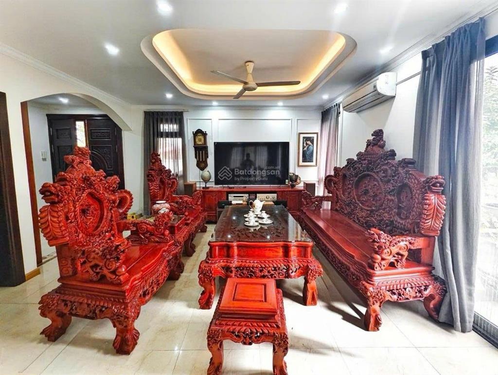 Bán gấp! biệt thự văn phú dt 210m2*4 tầng, mt 10m, vỉa hè, kinh doanh, nội thất xịn, quanh 32 tỷ