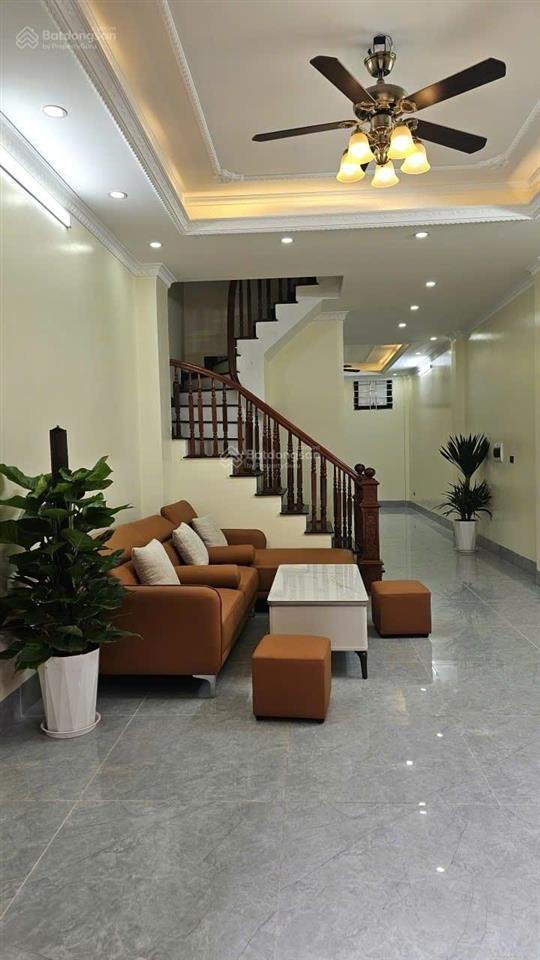 Chính chủ gửi bán gấp! văn phú, dt 50m2, 5 tầng, lô góc, ô tô tránh, kd, nội thất xịn, quanh 9 tỷ