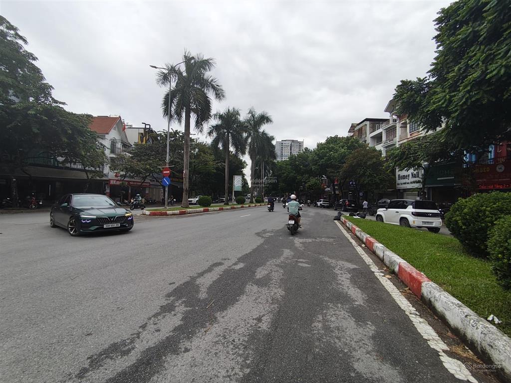 Bán gấp! nguyễn khuyến, văn quán dt 116m2*5 tầng, nhiều ô tô tránh, vỉa hè, kinh doanh, quanh 26 tỷ