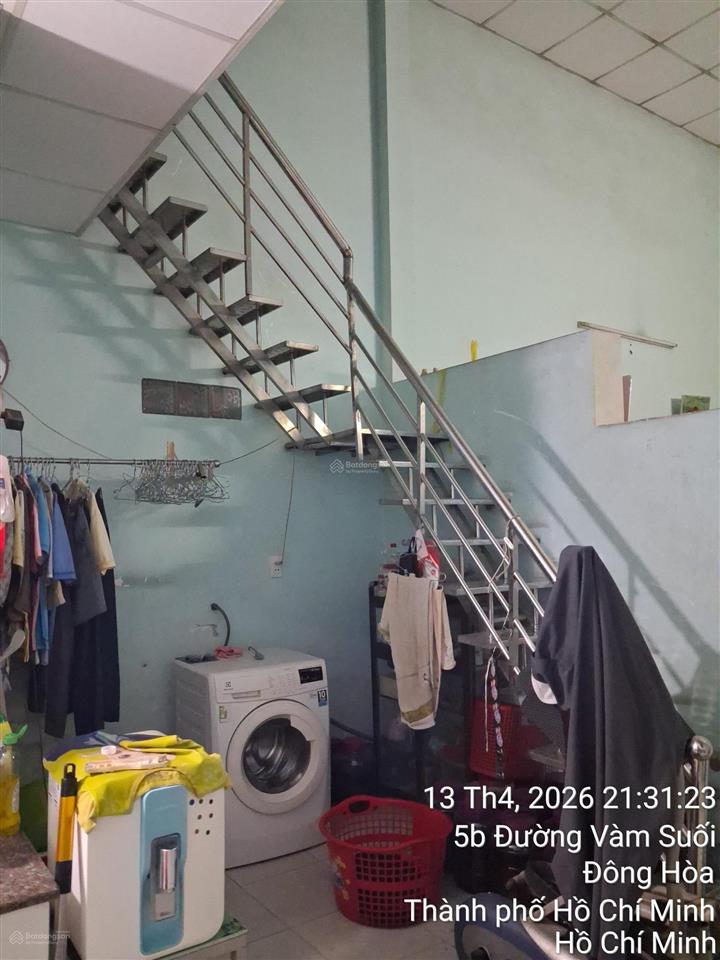 Bân nhà phố mặt tiền đường 8m. dt 5x20m nhà cấp 4 gác lửng