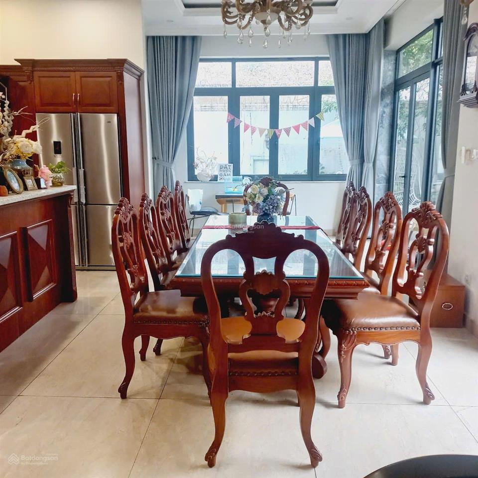 Biệt thự cao cấp! vị trí đẹp nhất khu đặng thùy trâm p13 bình thạnh 4 tầng 10x20m chỉ 30. x tỷ tl