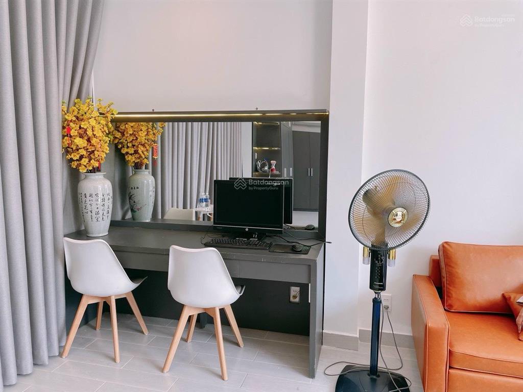 Vị trí đẹp  đối diện công viên! bán nhà đặng thùy trâm p13 q.bt 4 tầng 4,5x20m chỉ 15,99 tỷ tl
