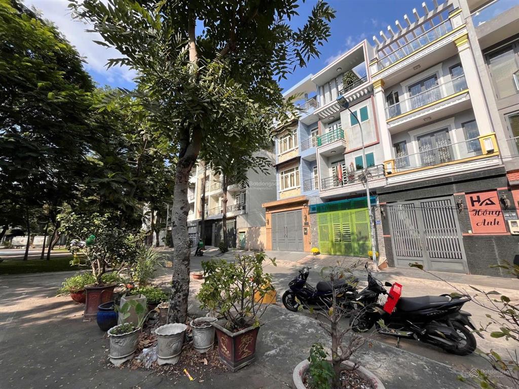 Vị trí đẹp  đối diện công viên! bán nhà đặng thùy trâm p13 q.bt 4 tầng 4,5x20m chỉ 15,99 tỷ tl