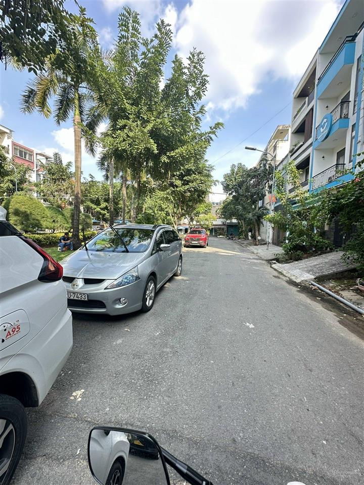 Hđt 25tr/tháng ! bán nhà hẻm xe tải bình lợi p13 q.bt  3 tầng 5x20m  cạnh công viên  chỉ 14.x tỷ