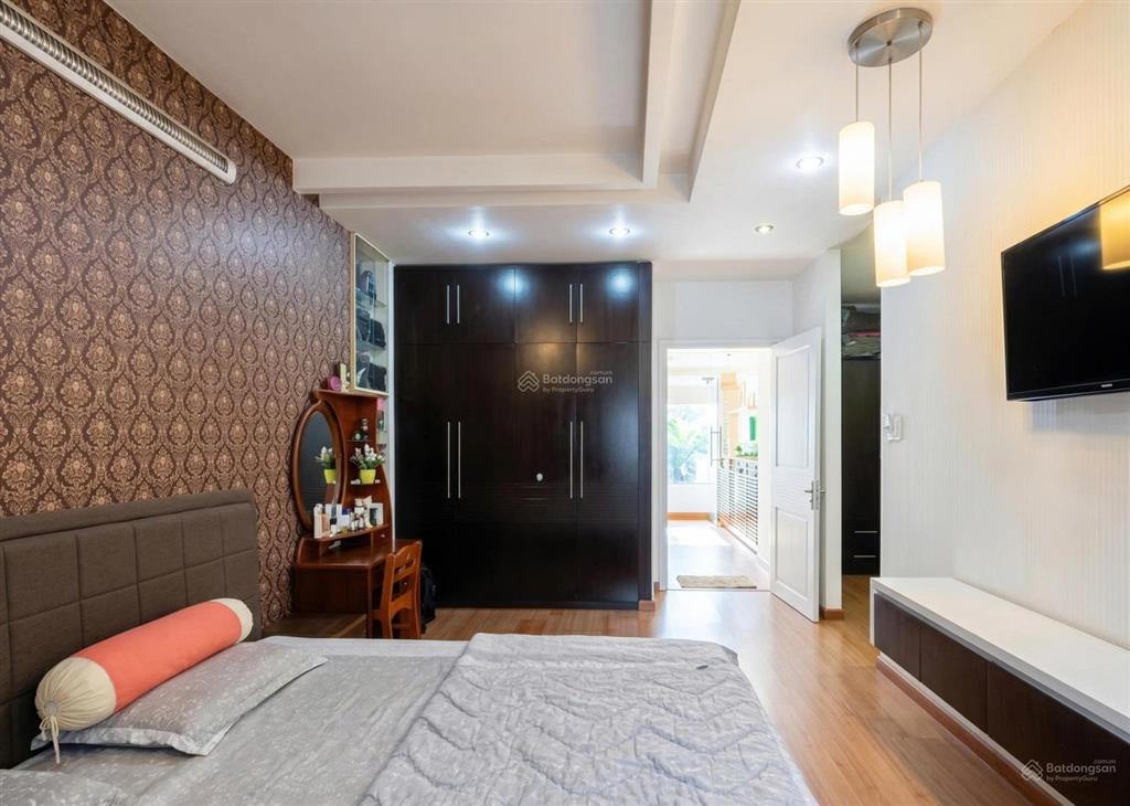 Vị trí kinh doanh ! mặt tiền đường 30m  đặng thùy trâm p13 q.bt  5 tầng 5x23m chỉ 25.x tỷ tl
