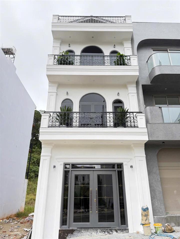 Hạ 1 tỷ còn 10,5 tỷ cơ hội sở hữu nhà đẹp khu an sơn giá cực tốt