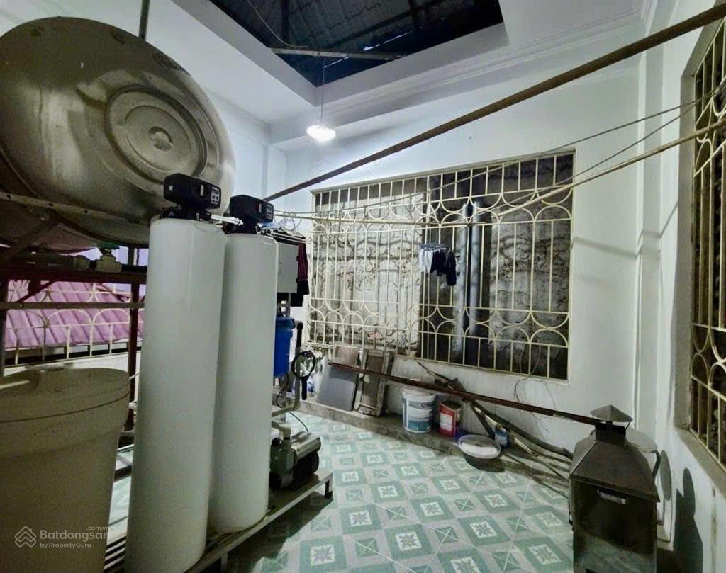Bán nhà riêng tại cầu giấy, 9,8 tỷ, 40m2, 4pn, 4wc, 6 tầng, mặt tiền 4.5m