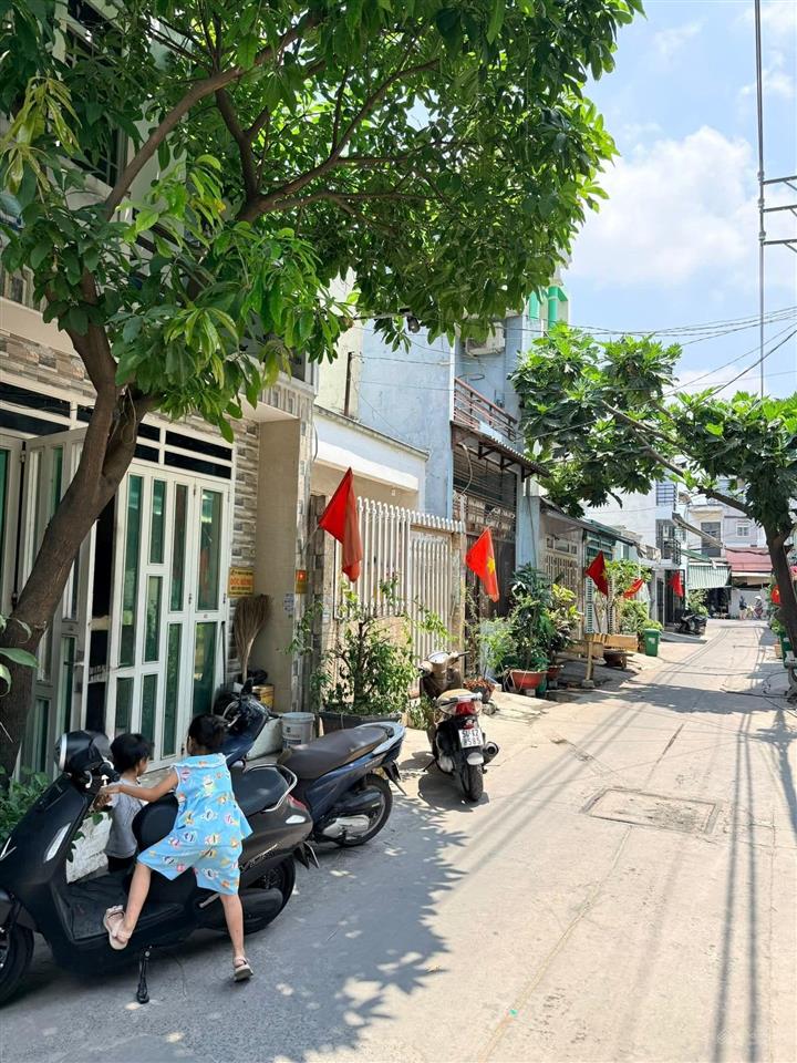 Bán nhà mặt phố 7/136 liên khu 56, 4,1 tỷ, 48m2, giá cực chất