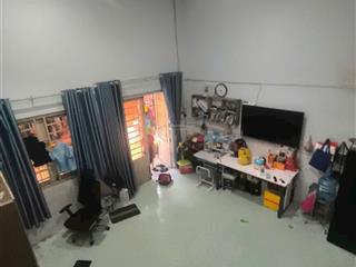 Bán nhà quận 9 giá rẻ 2.35 tỷ hẻm xe hơi tận cửa