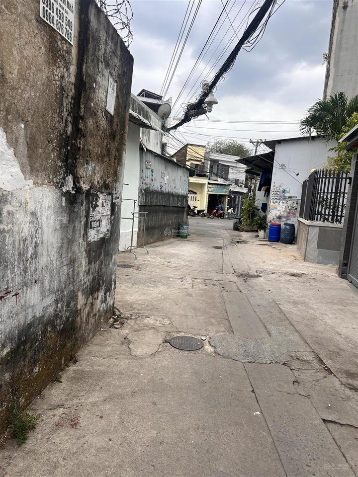 Bán đất tặng nhà giá chỉ 29tr/m2 160m2 ngang 9m hxh siêu hiếm dĩ an