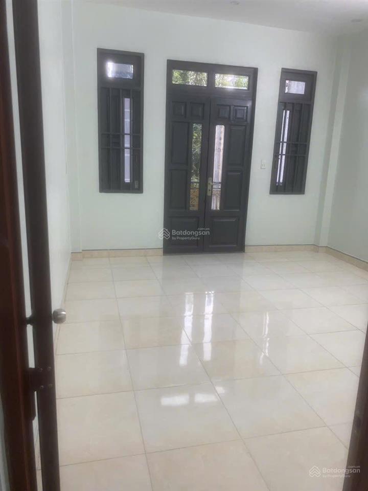 Bán nhà trần hưng đạo dĩ an  hxh  80m2 sân xe hơi rộng  nhà tâm huyết giá nhỉnh 4 tỷ