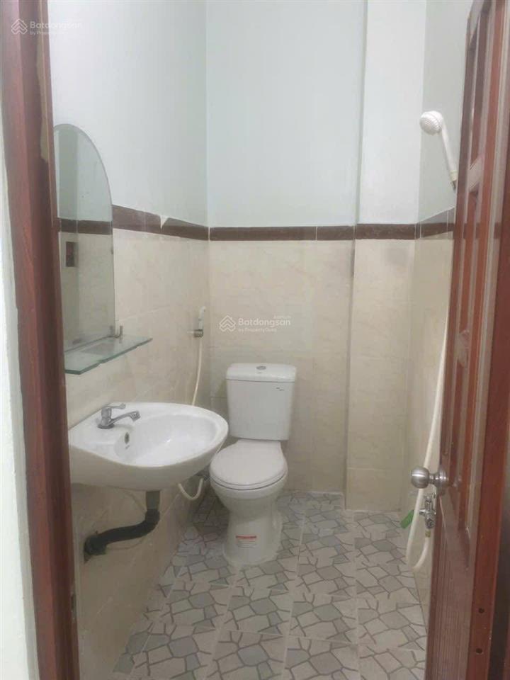 Bán nhà trần hưng đạo dĩ an  hxh  80m2 sân xe hơi rộng  nhà tâm huyết giá nhỉnh 4 tỷ
