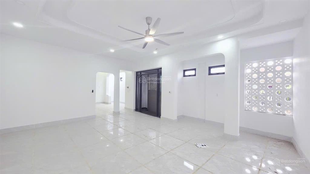 Siêu phẩm trung tâm p. dĩ an ngang 20m hiếm có giá chỉ 5.x tỷ